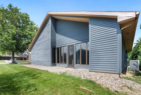 3524 Stellhorn Road Fort Wayne IN 46815