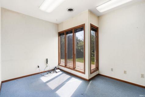 3524 Stellhorn Road Fort Wayne IN 46815