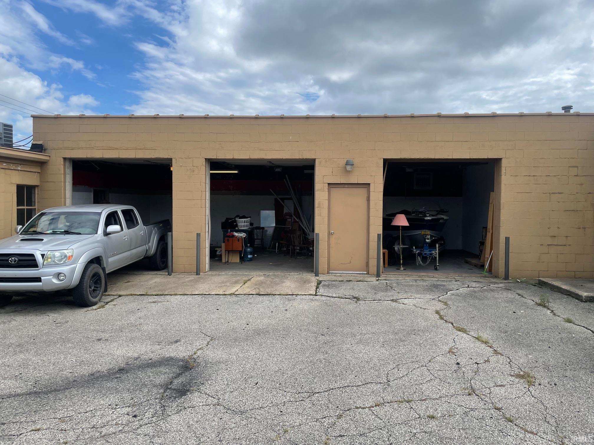 841 E Lincolnway Street Plymouth IN 46563