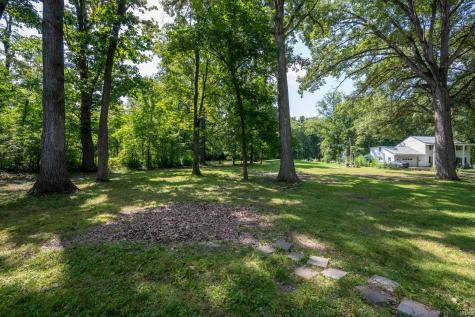 2605 W Dupont Road Fort Wayne IN 46818