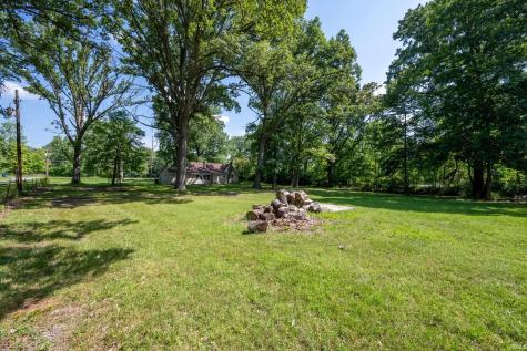 2605 W Dupont Road Fort Wayne IN 46818
