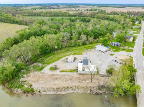 10199 S Wayne Road Warren IN 46792