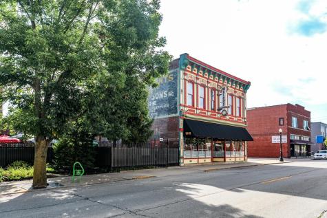 1915 S Calhoun Street Fort Wayne IN 46802