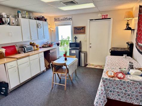 4023 N Rosewood Avenue Muncie IN 47304