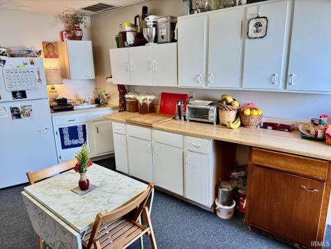 4023 N Rosewood Avenue Muncie IN 47304