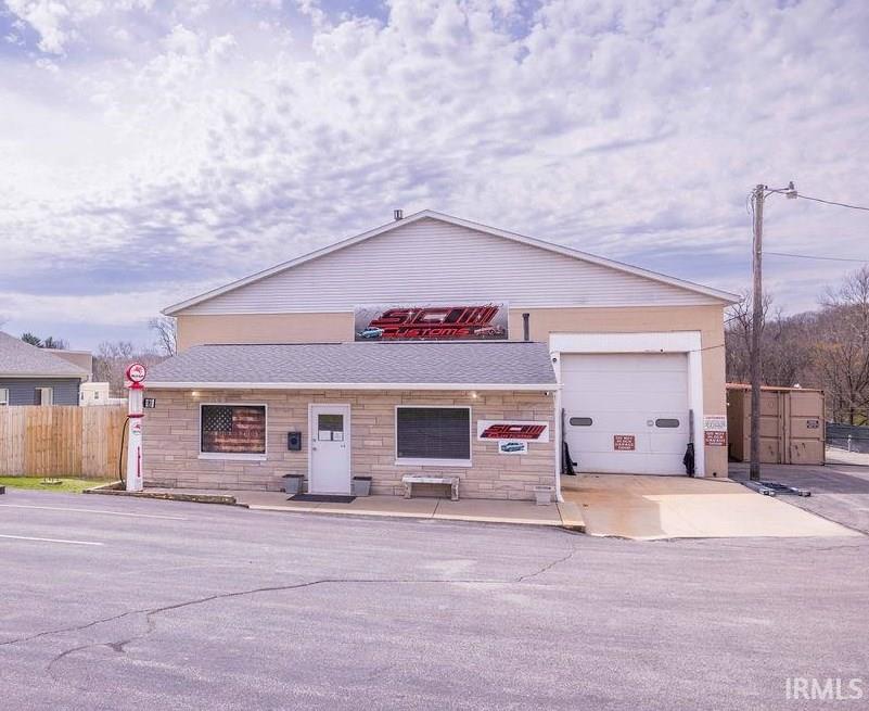 5685 W State Road 46 Road Bloomington IN 47404