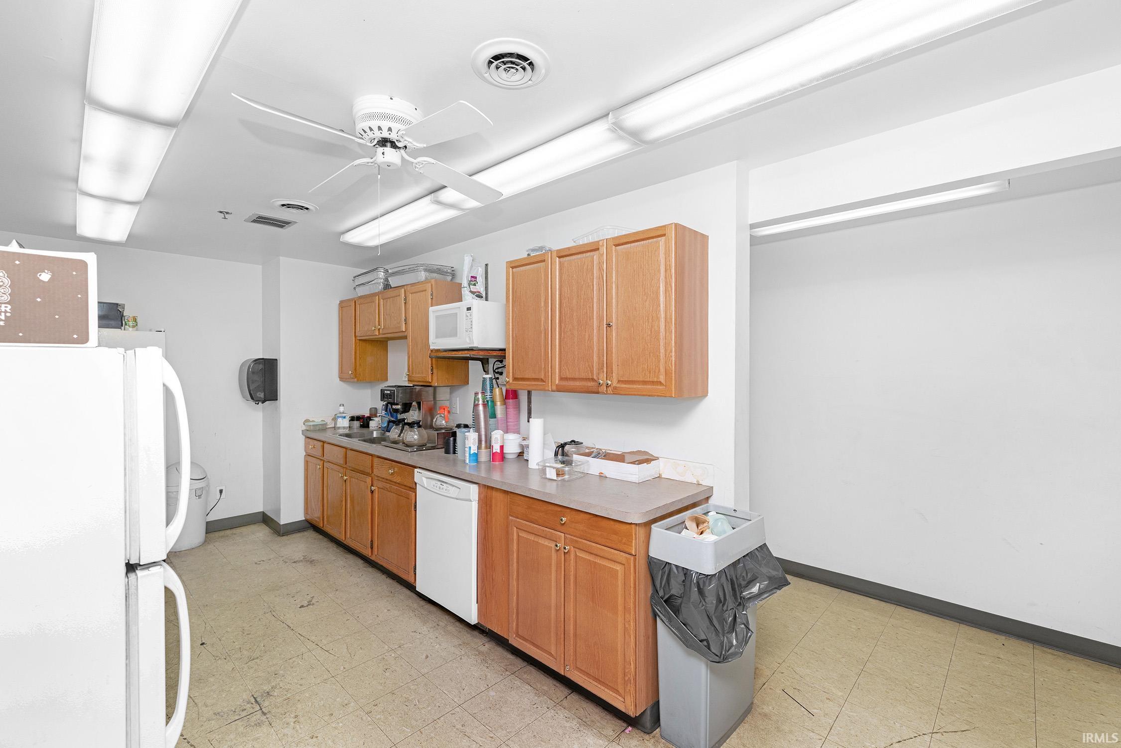 1655 E 12th Street Mishawaka IN 46544