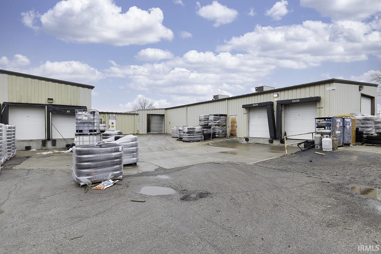 1655 E 12th Street Mishawaka IN 46544