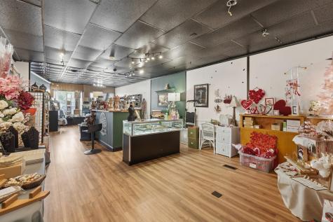 104 W Main Street Albion IN 46701