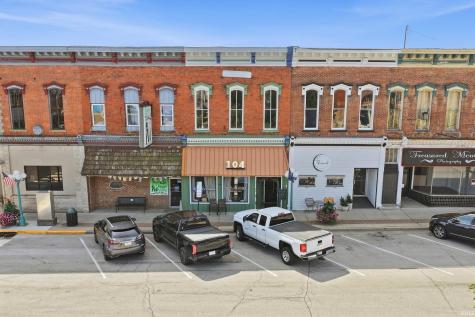 104 W Main Street Albion IN 46701