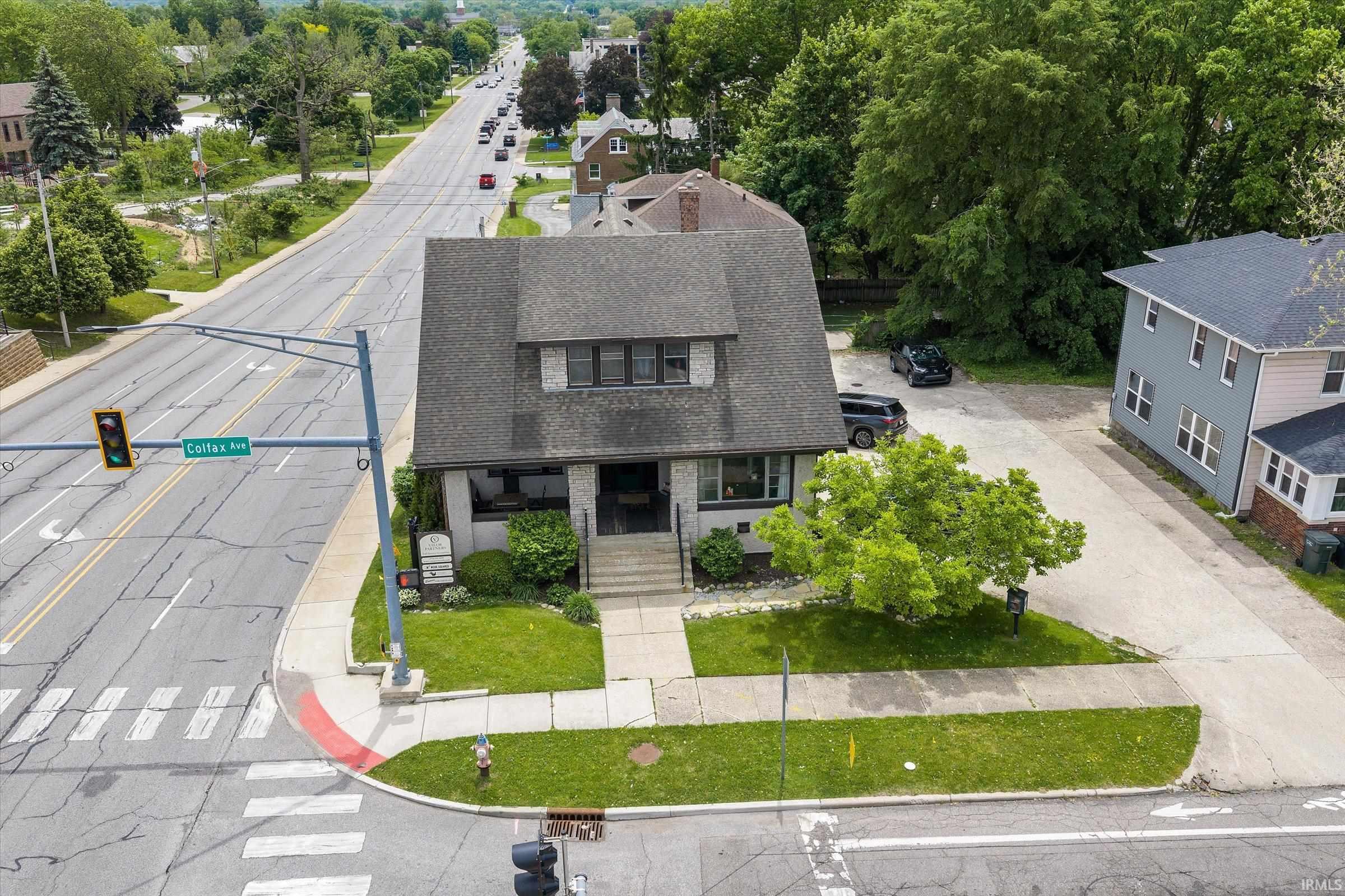 1028 & 1022 E Colfax Avenue South Bend IN 46617