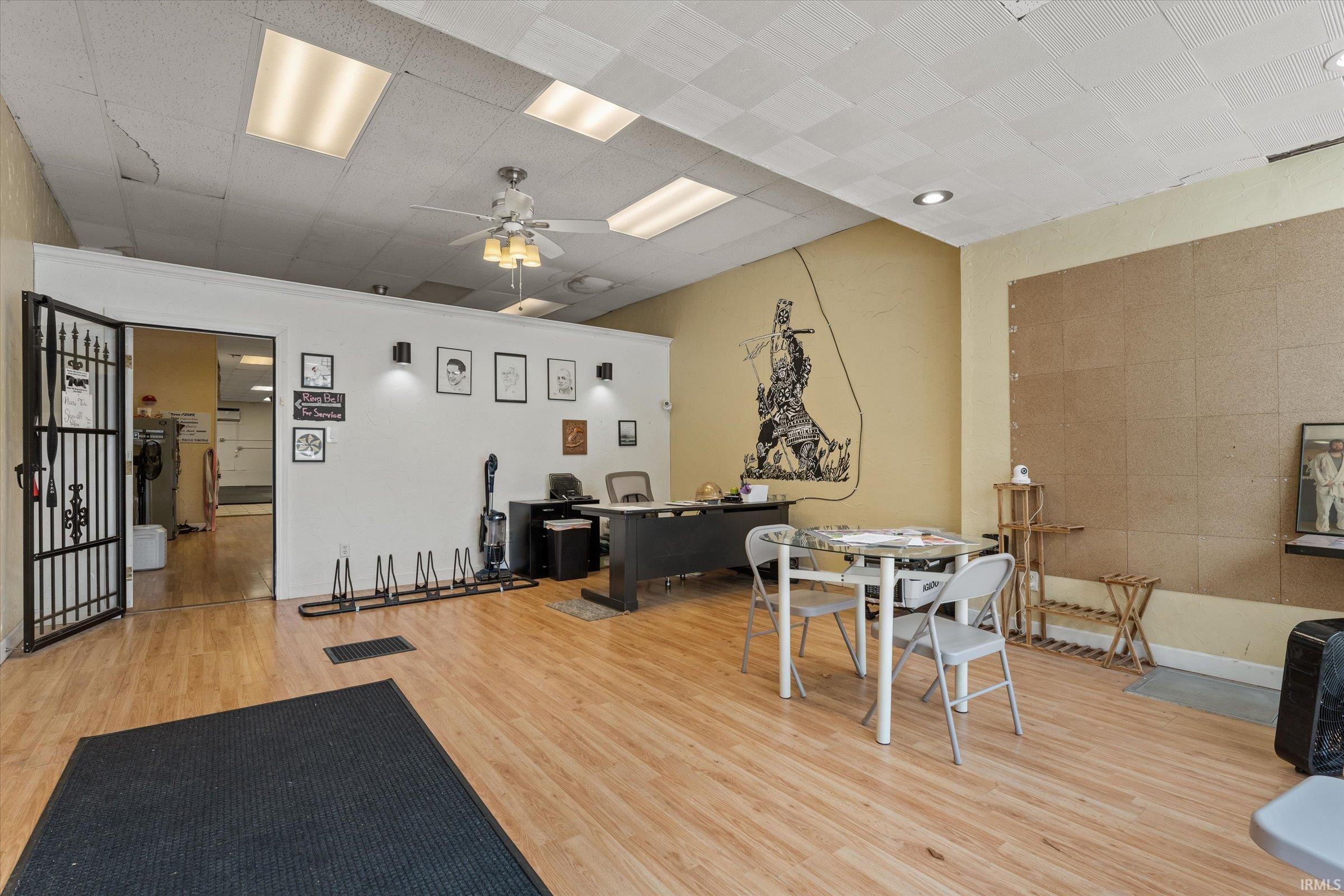1518 Mishawaka Avenue South Bend IN 46615