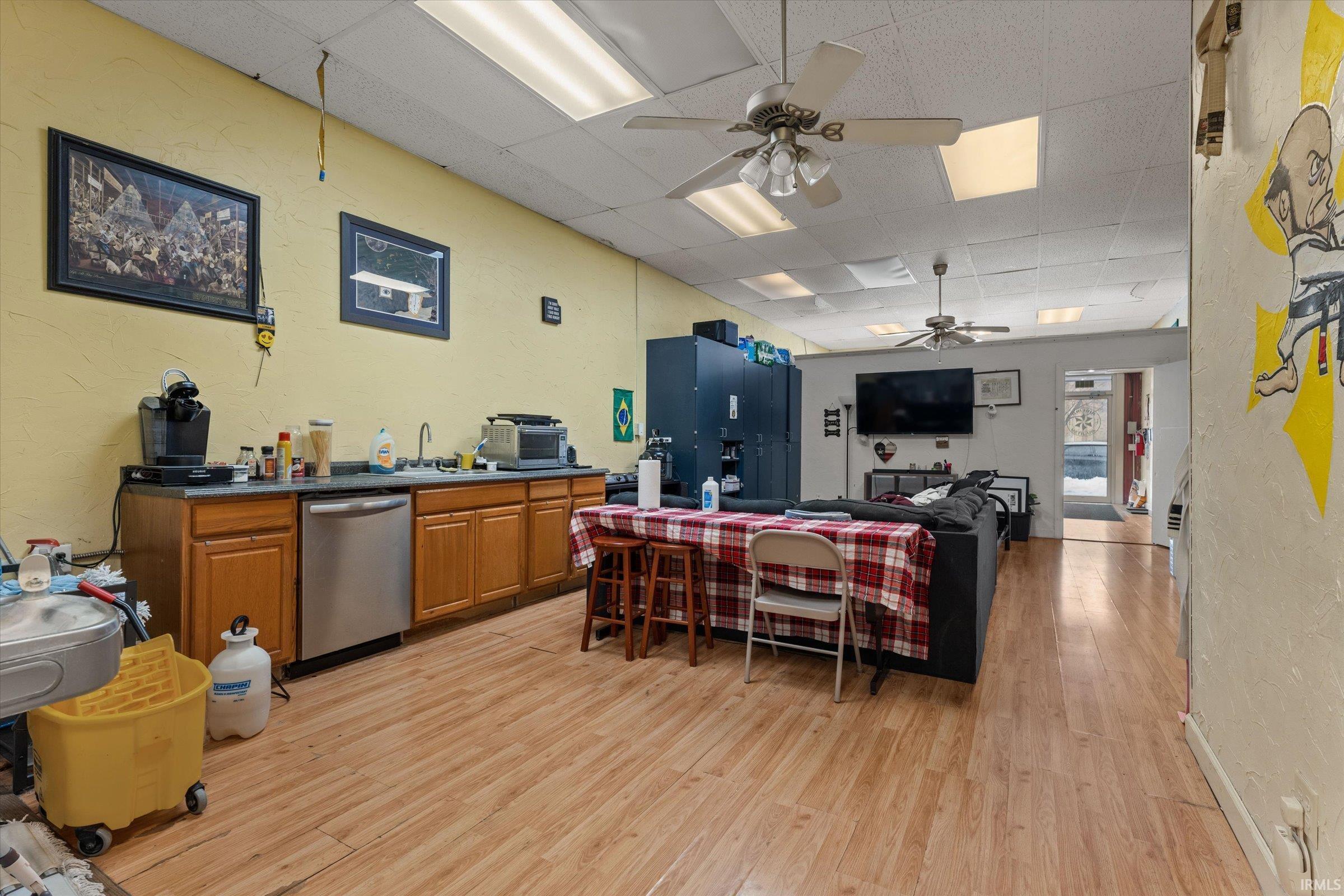 1518 Mishawaka Avenue South Bend IN 46615