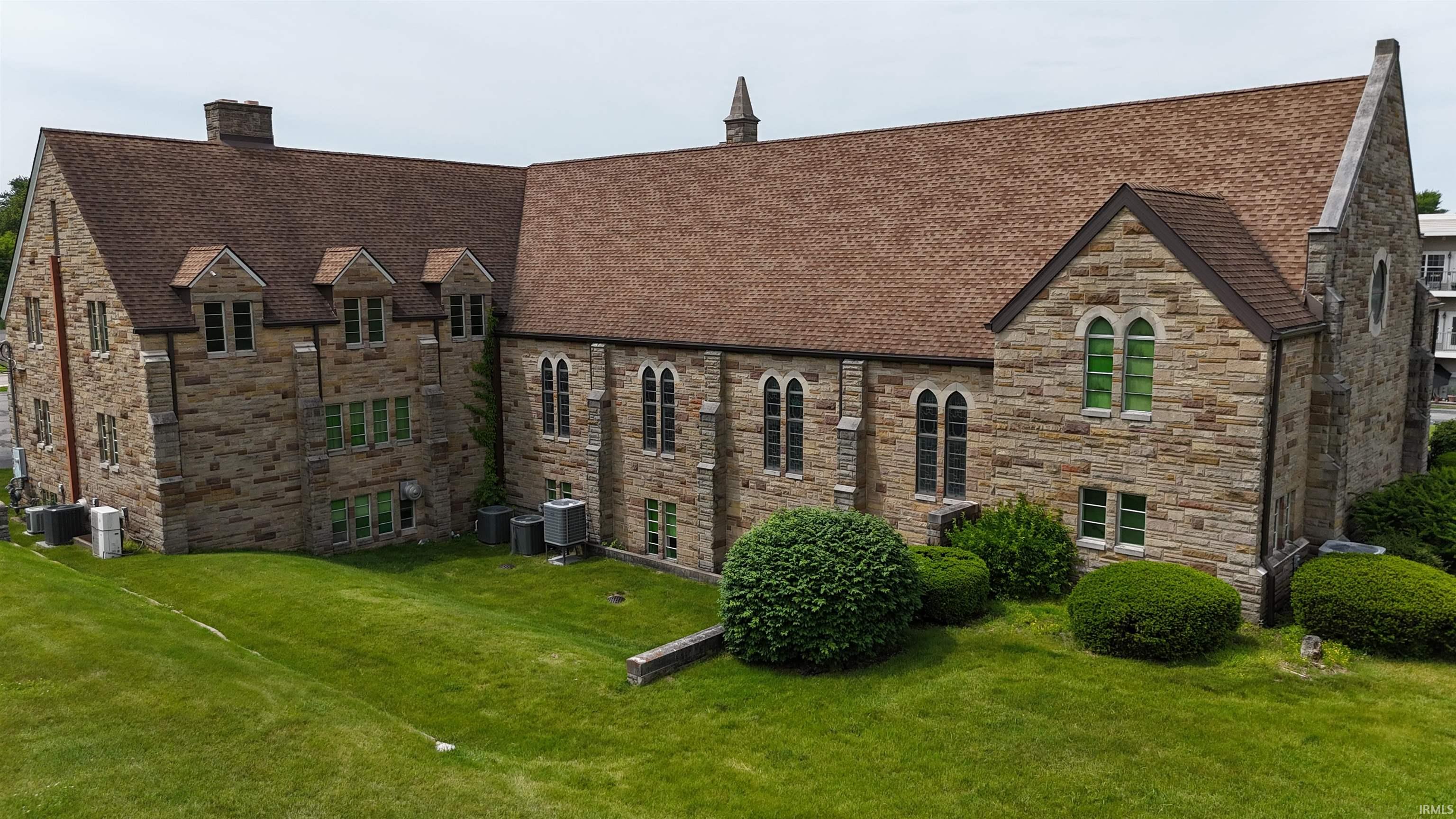 832 E Center Street Warsaw IN 46580
