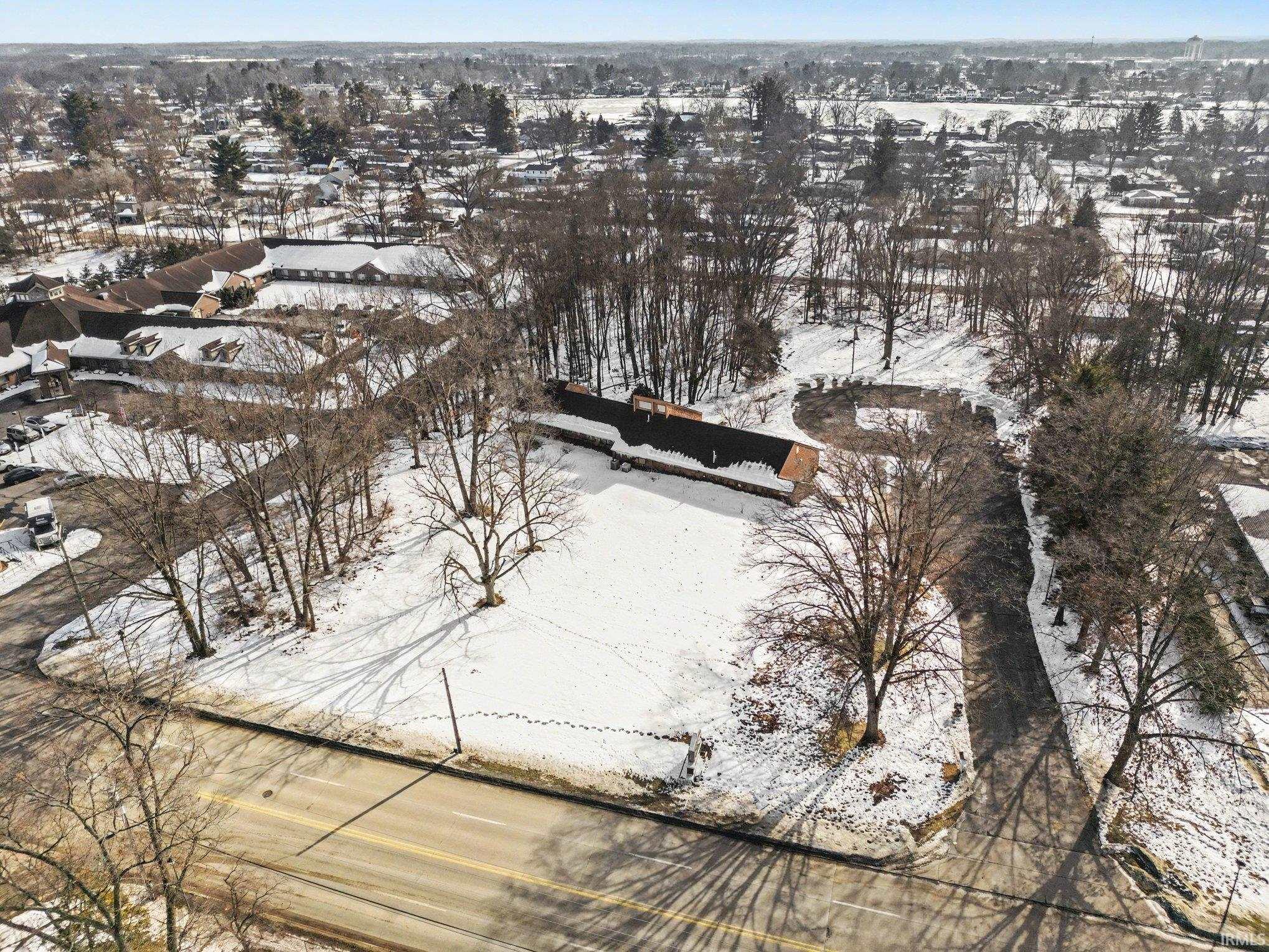 2913 E Bristol Street Street Elkhart IN 46514