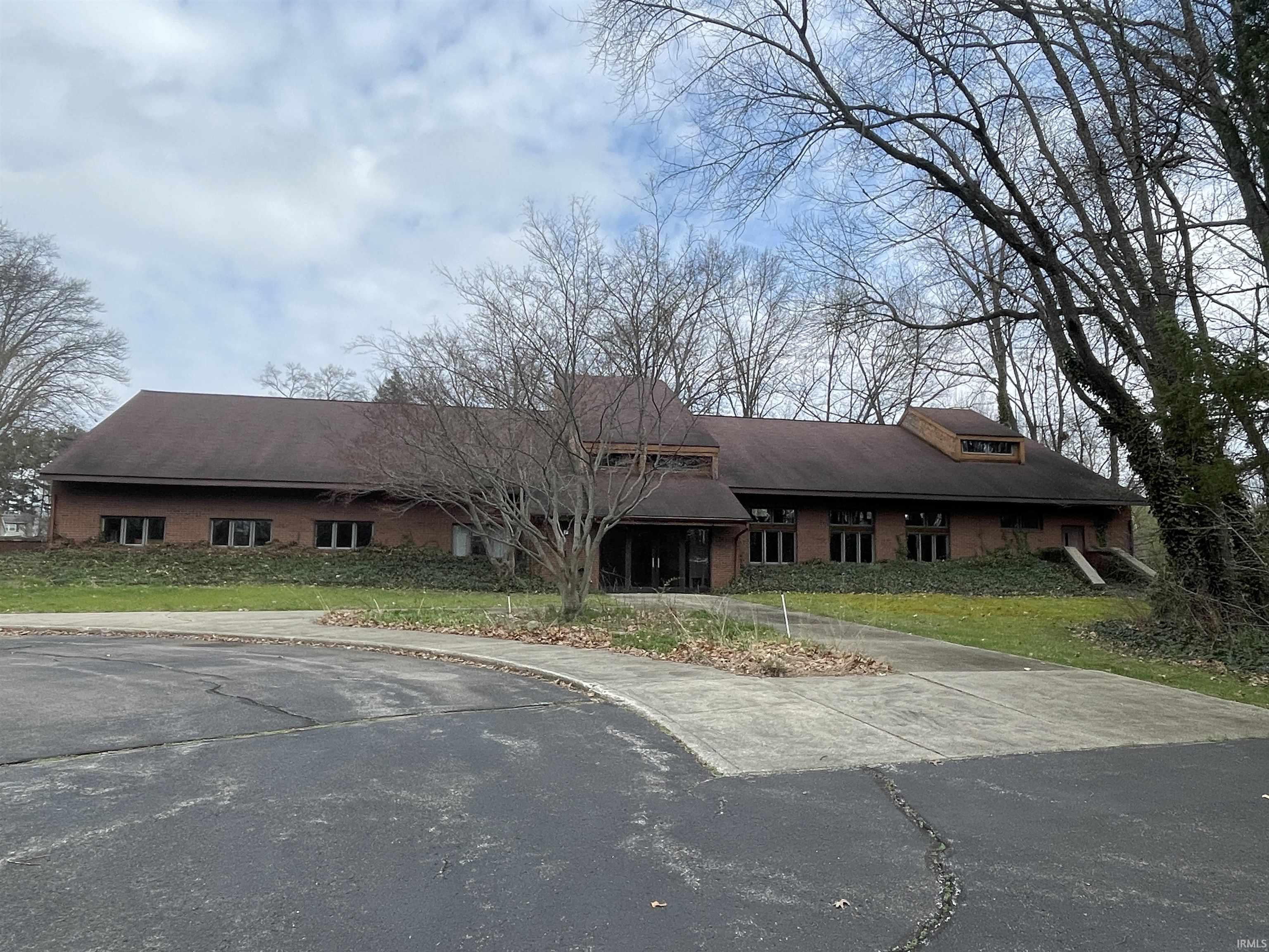 2913 E Bristol Street Street Elkhart IN 46514