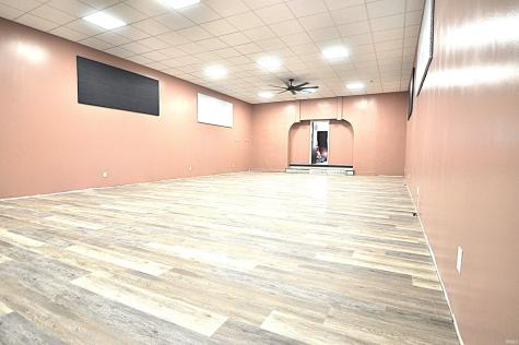 714 Roosevelt Road Walkerton IN 46574