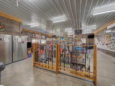 711 N Seventh Street Petersburg IN 47567