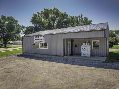 711 N Seventh Street Petersburg IN 47567