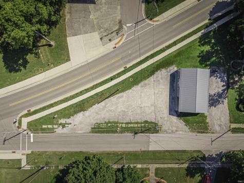 711 N Seventh Street Petersburg IN 47567