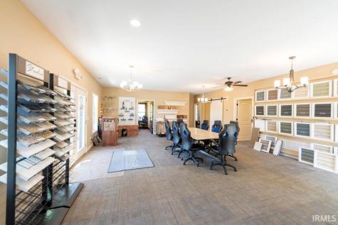 102 N Park Drive Columbia City IN 46725