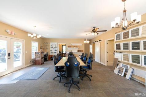 102 N Park Drive Columbia City IN 46725