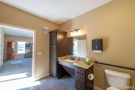 102 N Park Drive Columbia City IN 46725