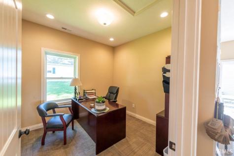 102 N Park Drive Columbia City IN 46725