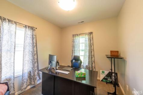 102 N Park Drive Columbia City IN 46725