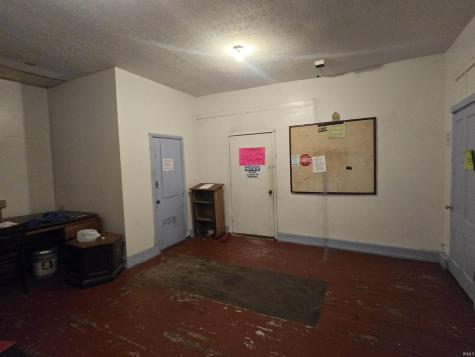 1043 N Fulton Avenue Evansville IN 47710
