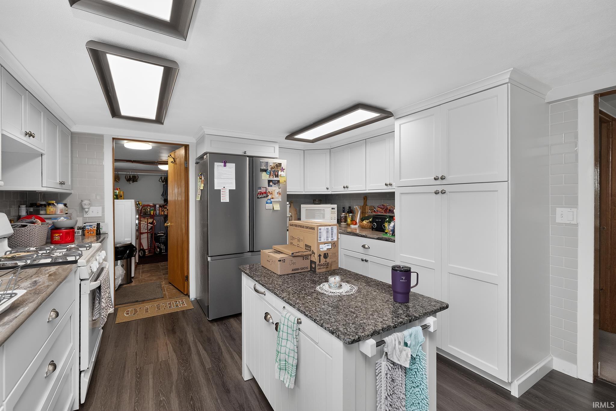 11020 County Road 4 Middlebury IN 46540