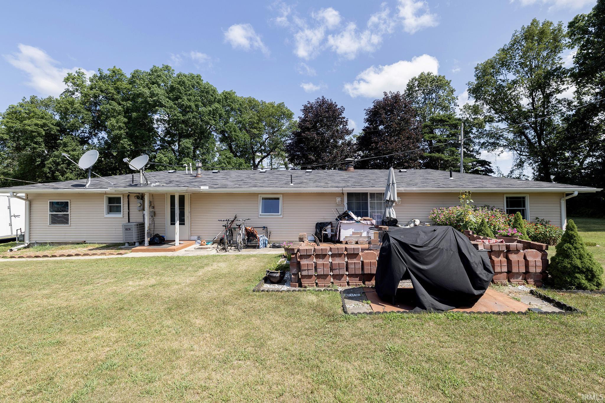 11020 County Road 4 Middlebury IN 46540