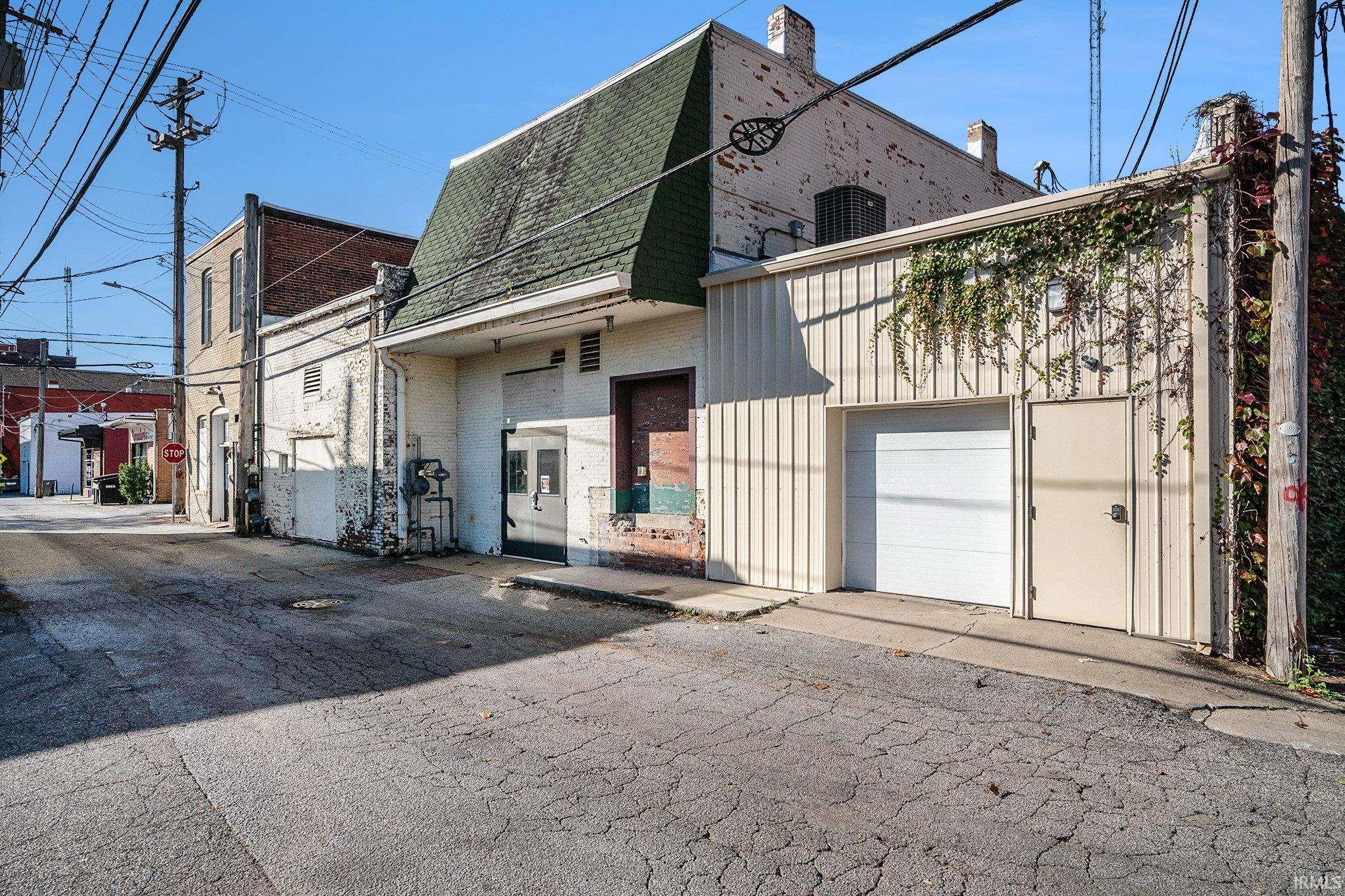 114 S Main Street Goshen IN 46526
