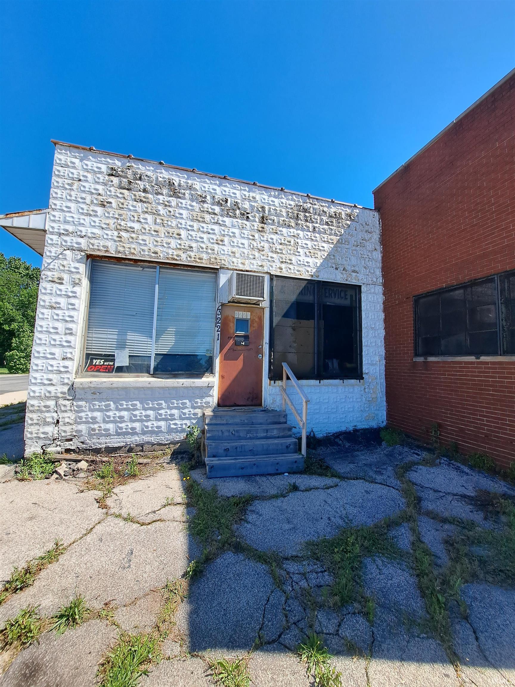 3217 W Western Avenue South Bend IN 46619