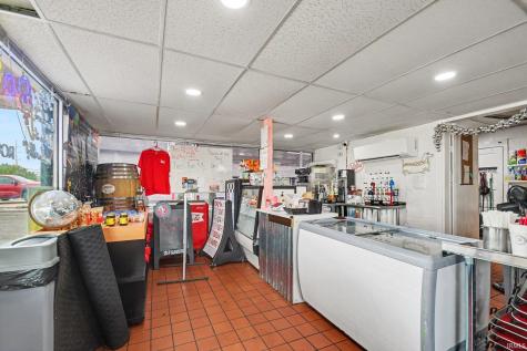 417 S Huntington Street Syracuse IN 46567