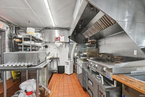 417 S Huntington Street Syracuse IN 46567