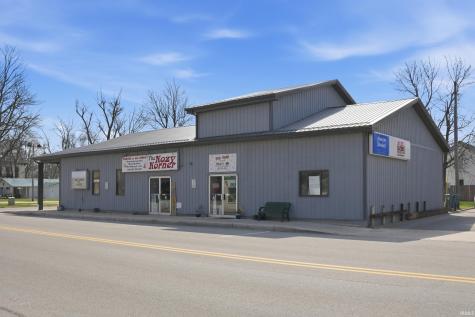 418 Defiance Street Howe IN 46746