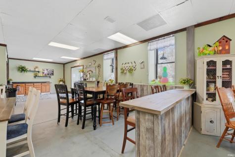 418 Defiance Street Howe IN 46746