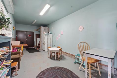 418 Defiance Street Howe IN 46746