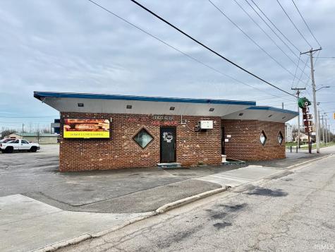 1811 S Burlington Avenue Muncie IN 47302
