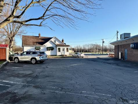 1811 S Burlington Avenue Muncie IN 47302