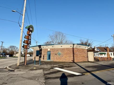 1811 S Burlington Avenue Muncie IN 47302