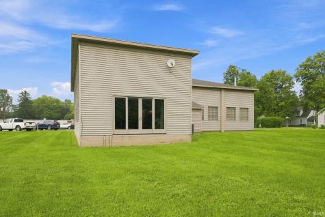 908 N Sycamore Street North Manchester IN 46962