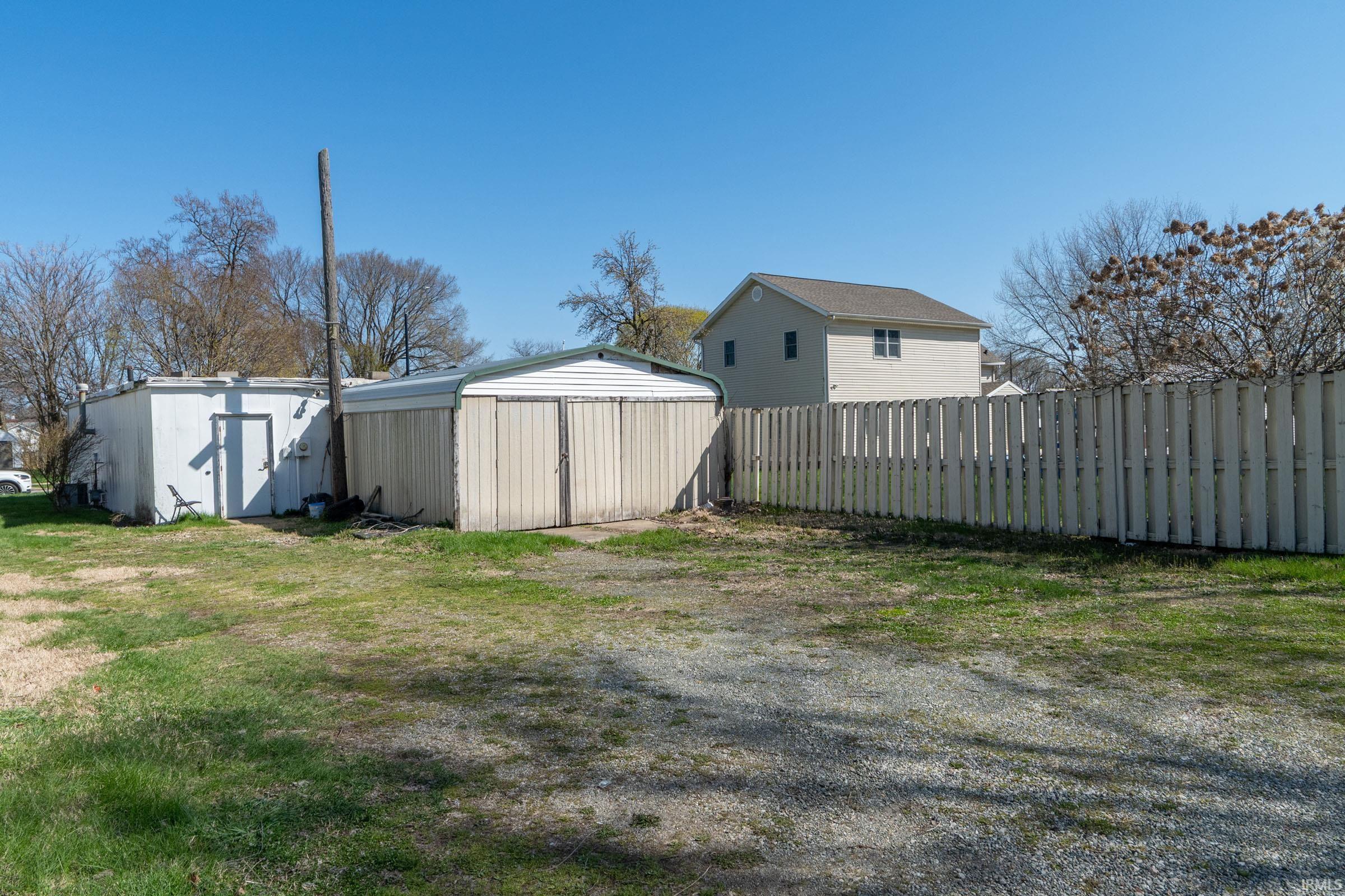 913 E 5th Street Mishawaka IN 46544