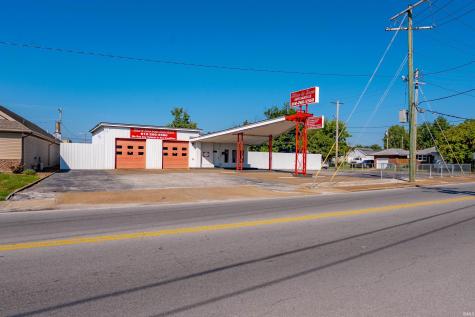 2460 Stringtown Road Evansville IN 47711
