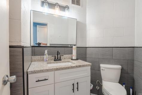 2460 Stringtown Road Evansville IN 47711
