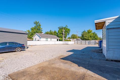 2460 Stringtown Road Evansville IN 47711