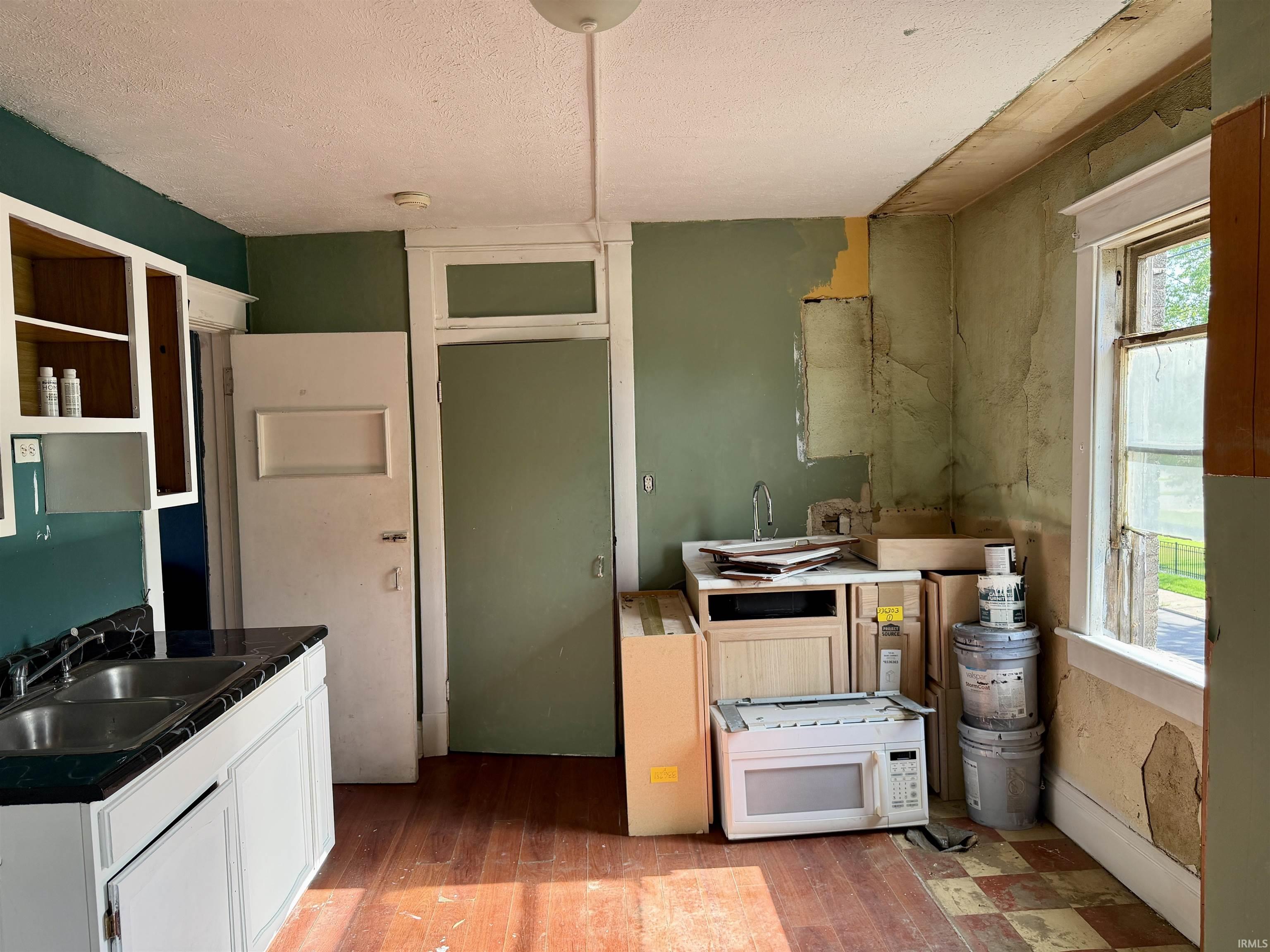 1165 Edwardsburg Avenue Elkhart IN 46514