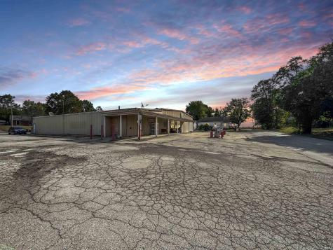 33 W Brush Street Jamestown IN 46147