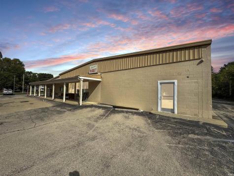 33 W Brush Street Jamestown IN 46147